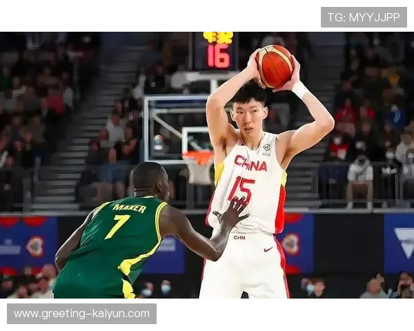 中国男篮力克强敌晋级亚洲杯四强再创历史新篇章在国际赛场引关注 中国男篮力克强敌晋级亚洲杯四强再创历史新篇章在国际赛场引关注