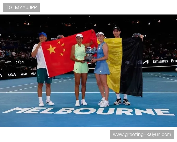 新一届澳网开赛在即,球员备战状态火热,谁能夺得冠军成为焦点 新一届澳网开赛在即,球员备战状态火热,谁能夺得冠军成为焦点