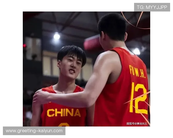 中国男篮迎战世界劲旅，青年球员表现引发热议与期待